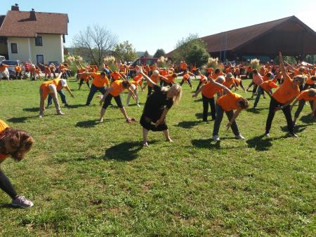 Direktorica direktorata za javno zdravja_Vesna Marinko med telovadbo